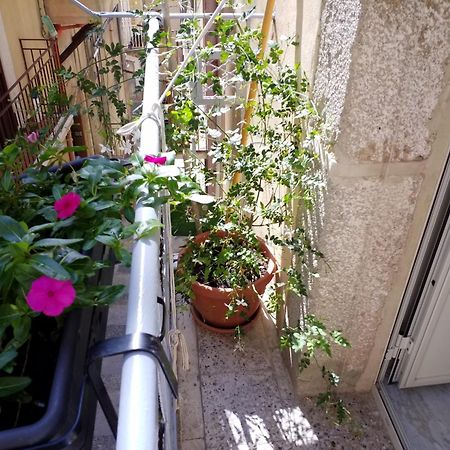 Appartement La Casa Di Bianca à Caltagirone Extérieur photo